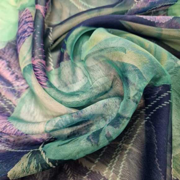 foulard a fantasia verde con sfumature viola